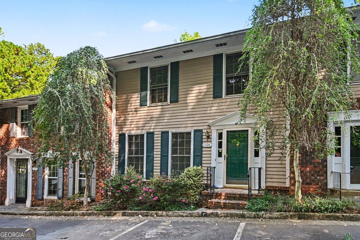 1104 Moorestown Circle Property Photo 1
