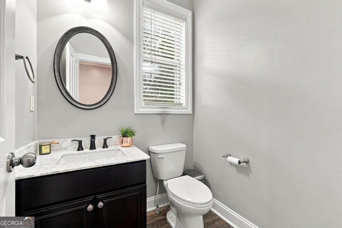7190 Jamestown Drive Property Photo 5