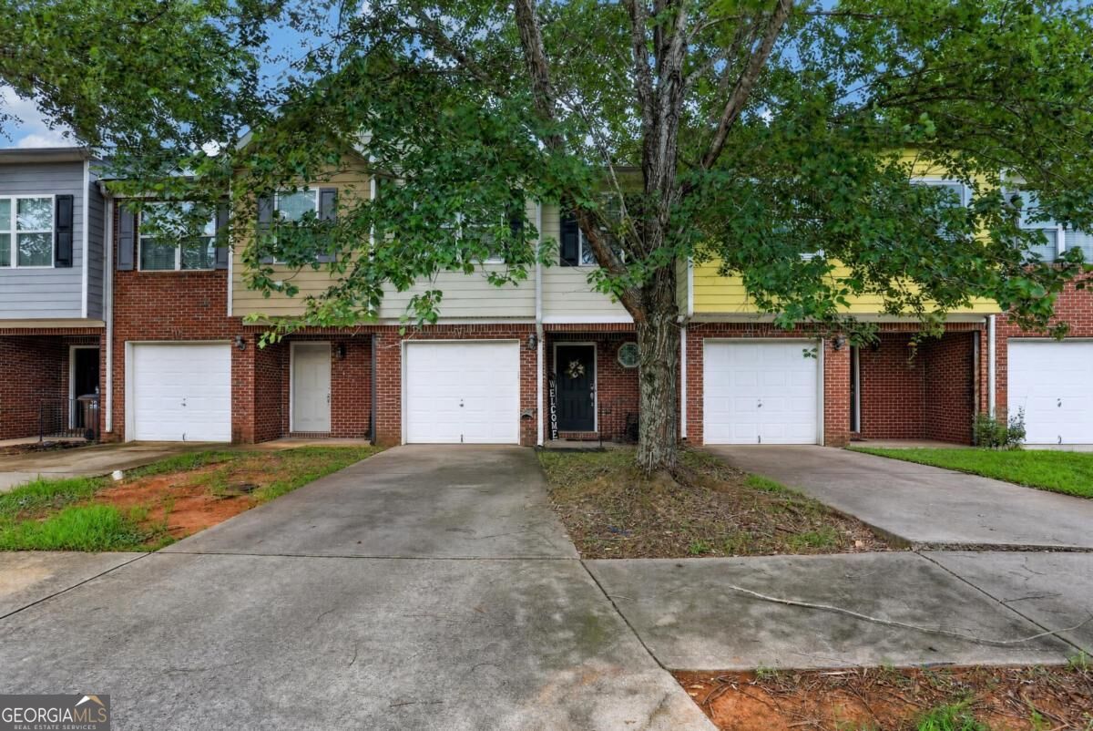 1720 Formosa Lane Property Photo 1