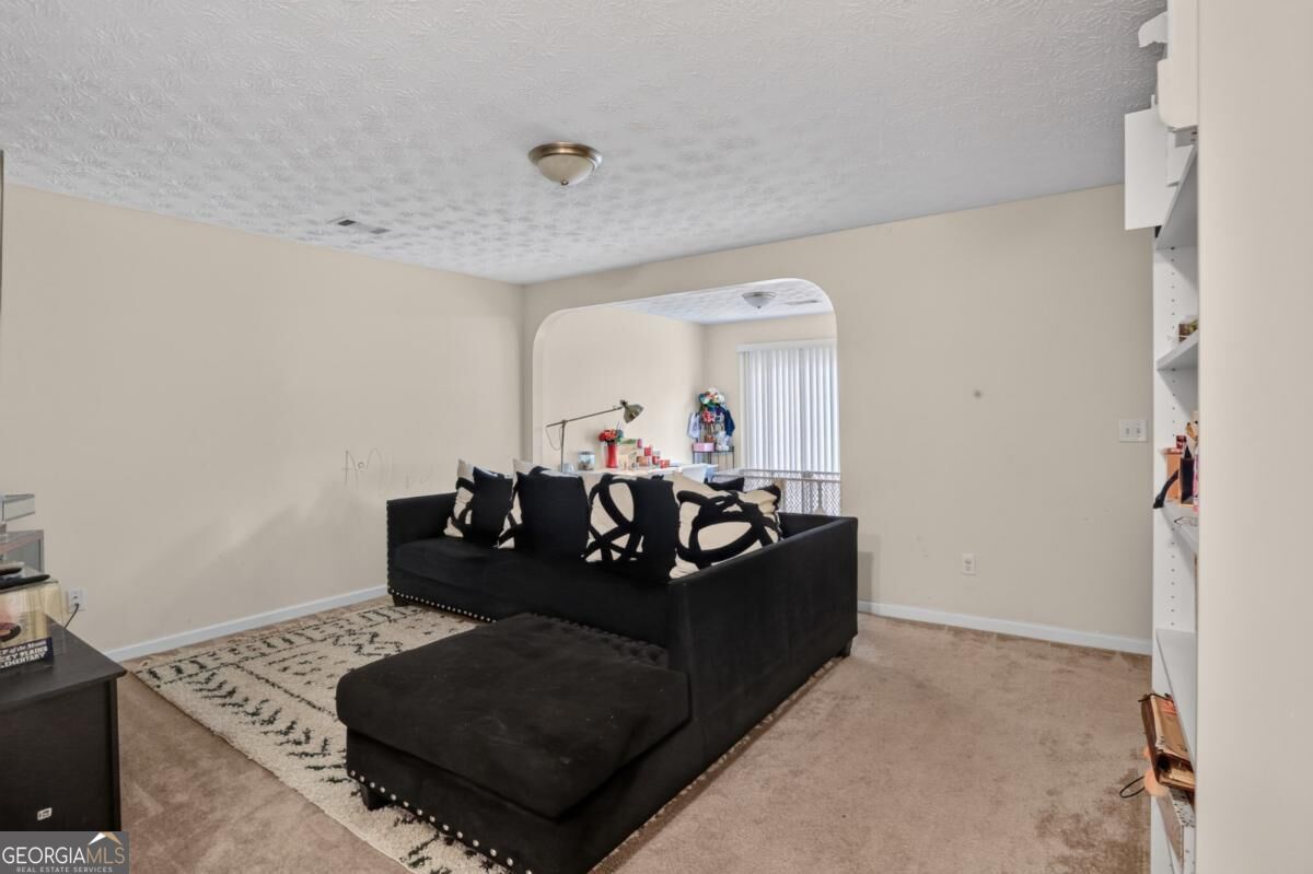 1720 Formosa Lane Property Photo 4