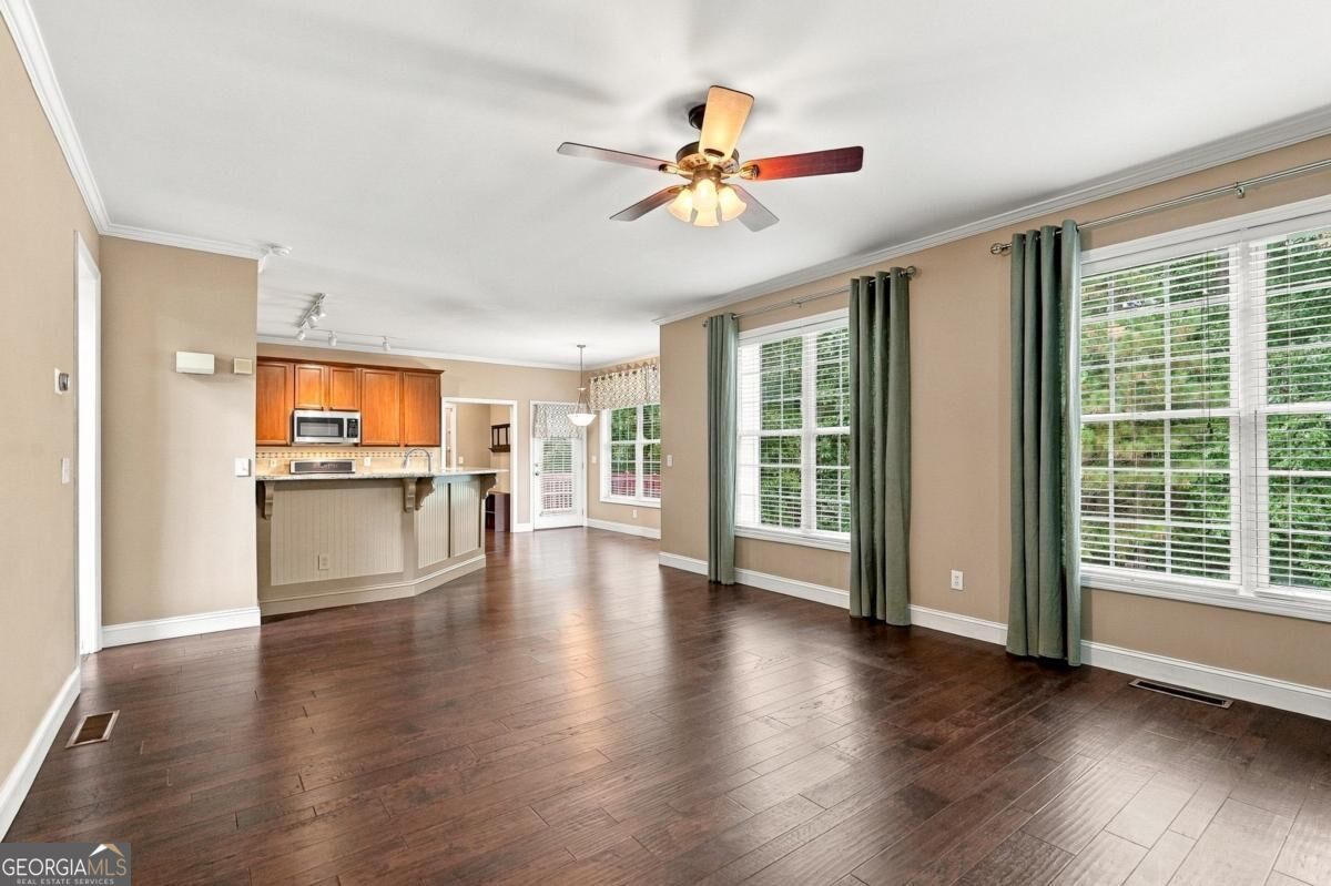 238 Ribbon Leaf View Property Photo 9