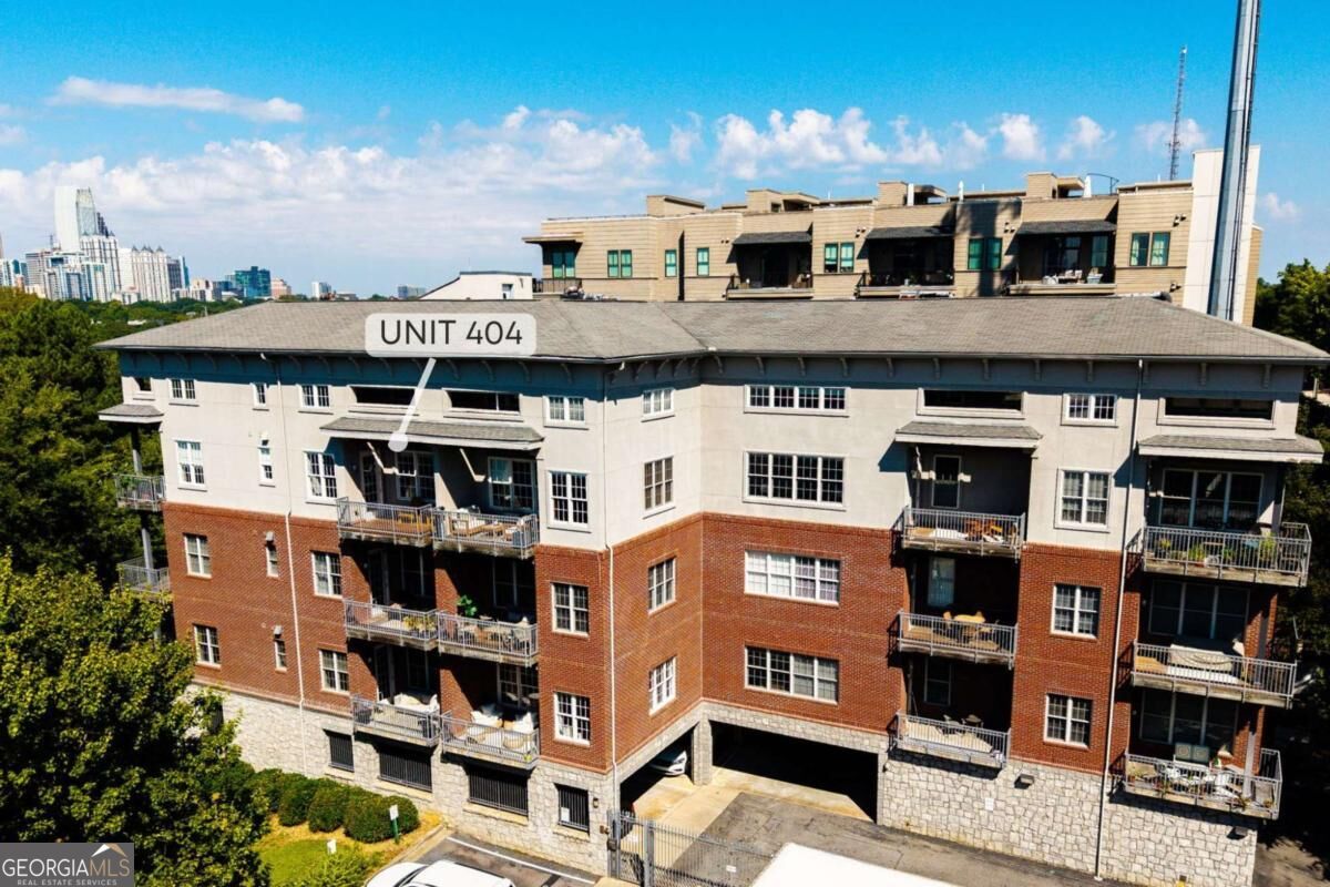 680 Greenwood Avenue Ne # 404 Property Photo 2
