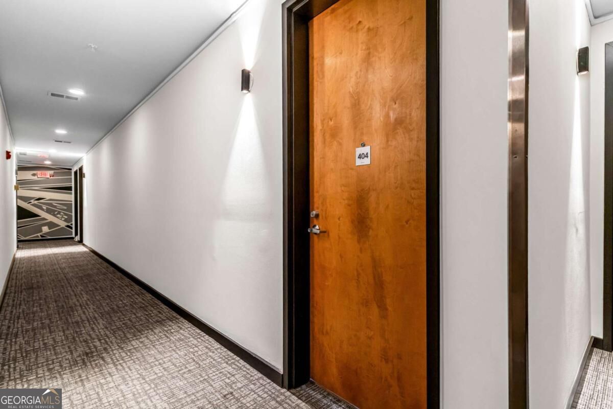 680 Greenwood Avenue Ne # 404 Property Photo 3