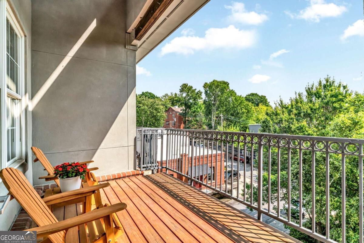 680 Greenwood Avenue Ne # 404 Property Photo 17