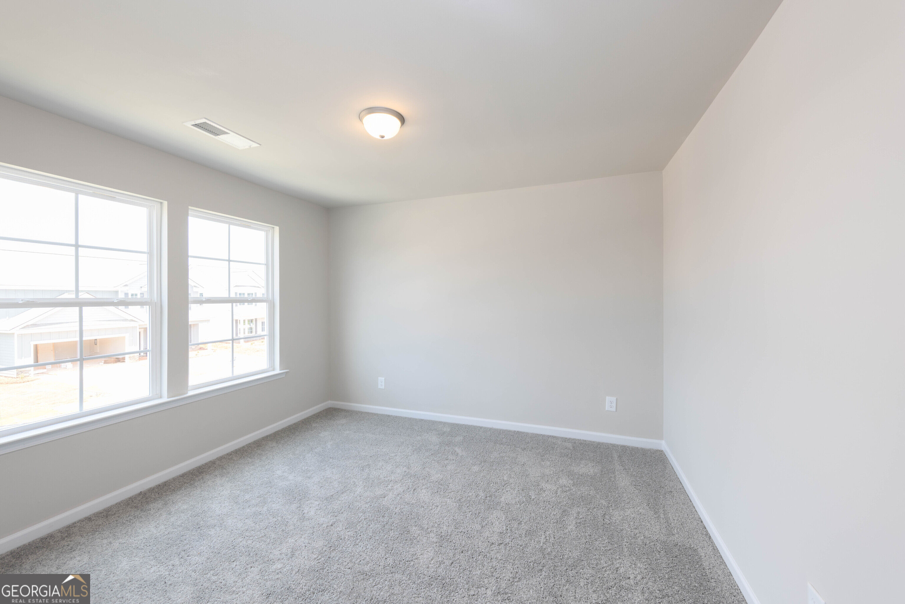 80 Cochin Drive Property Photo 14