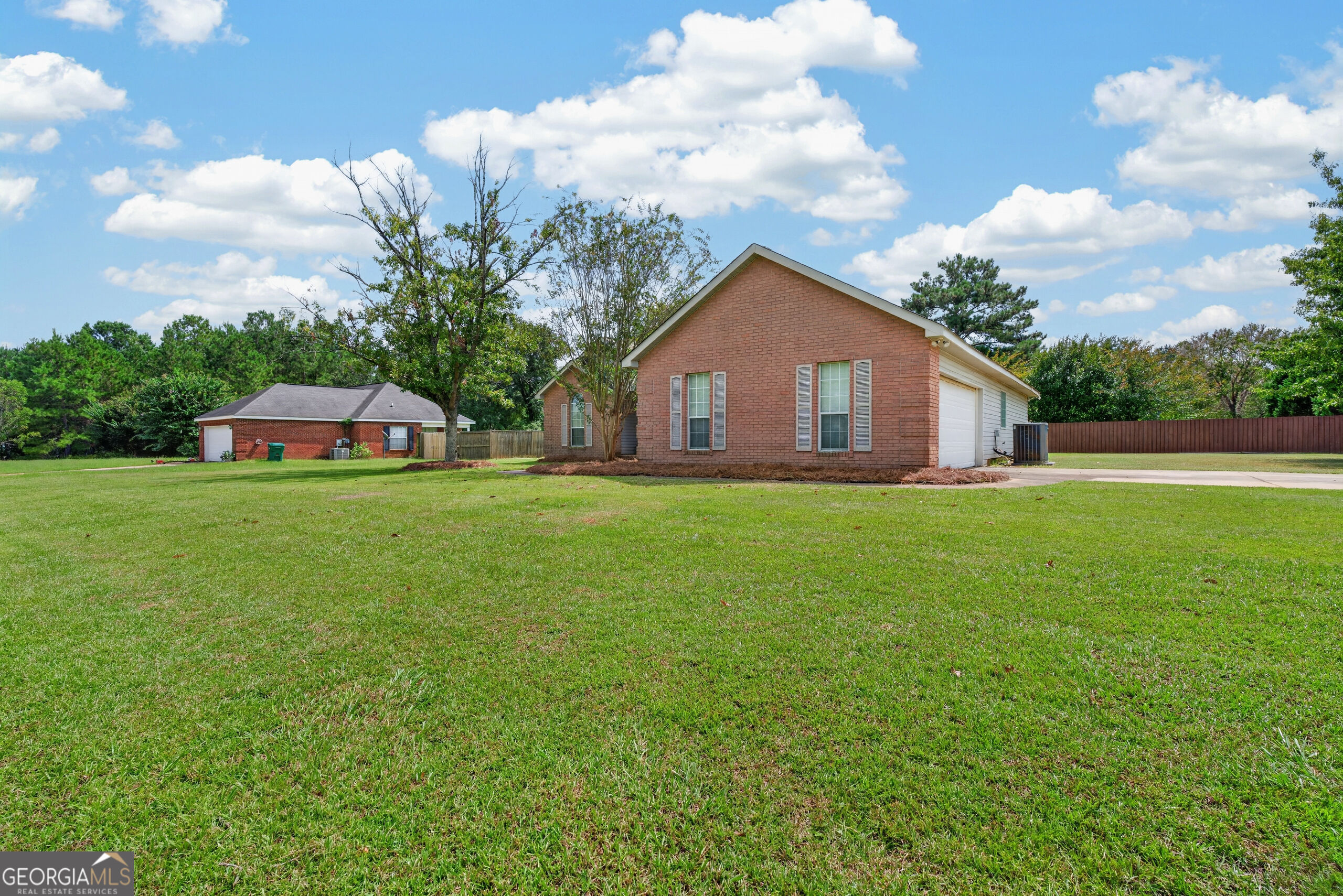 107 Ivey Court Property Photo 3