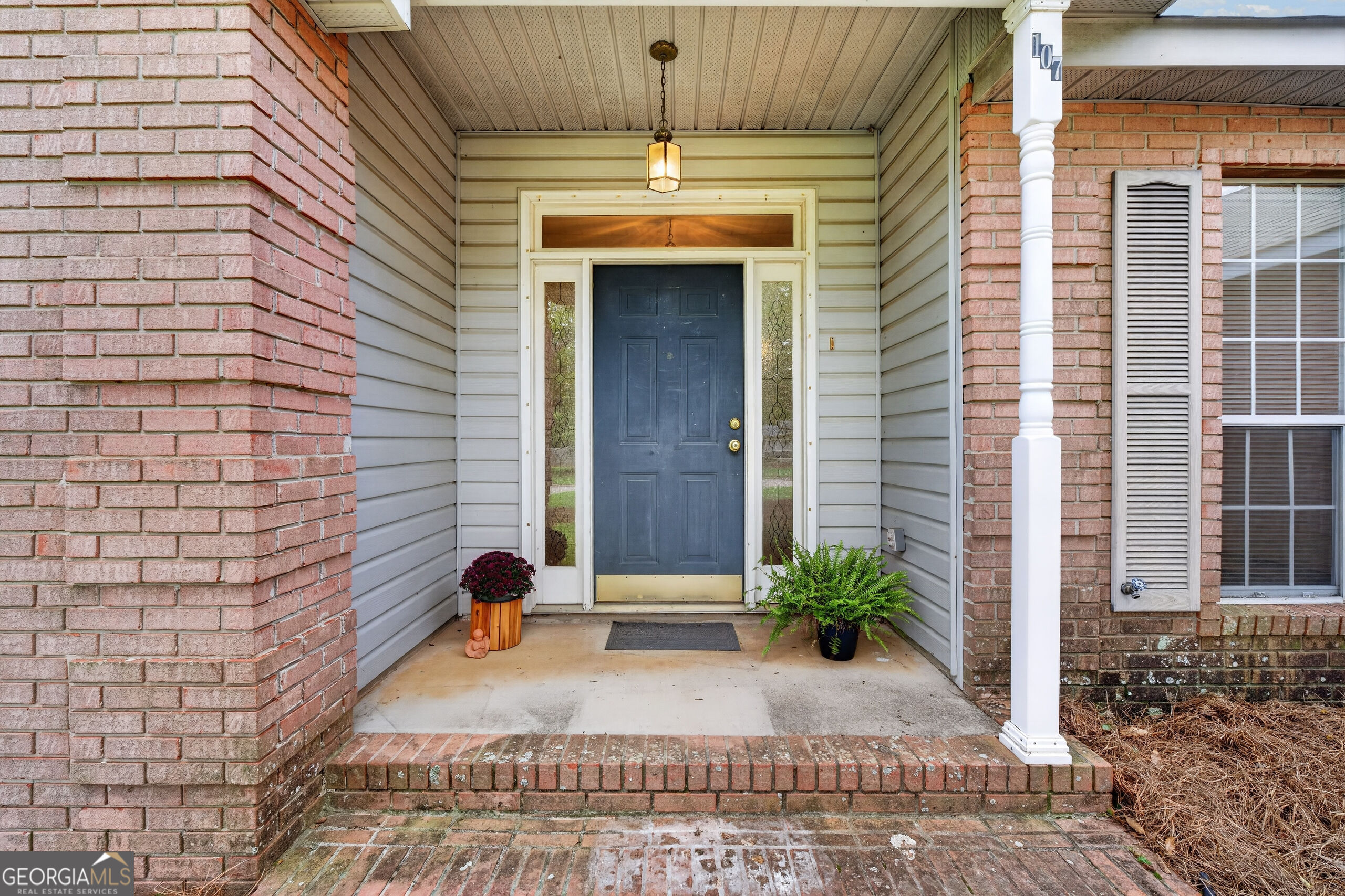 107 Ivey Court Property Photo 4