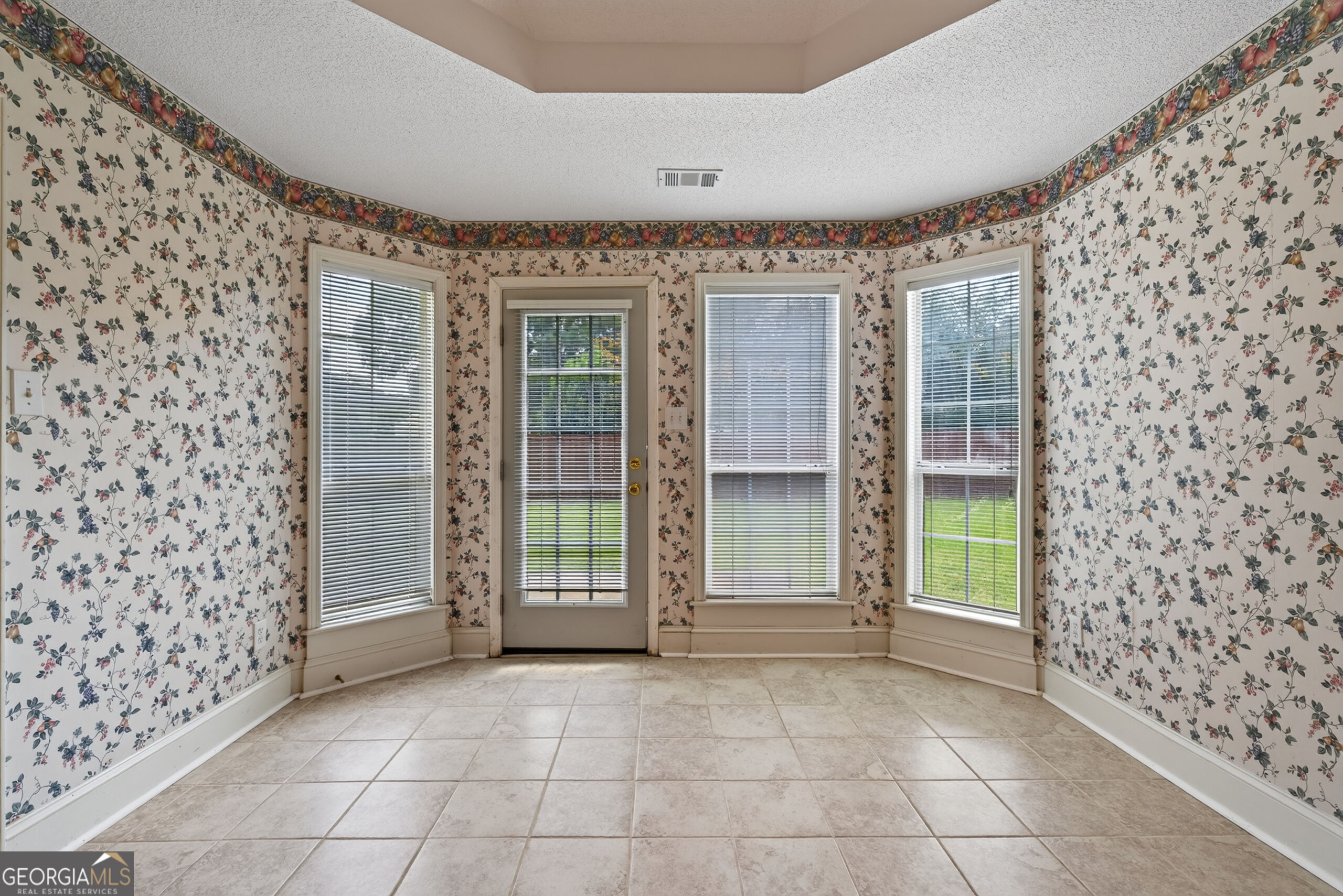 107 Ivey Court Property Photo 22