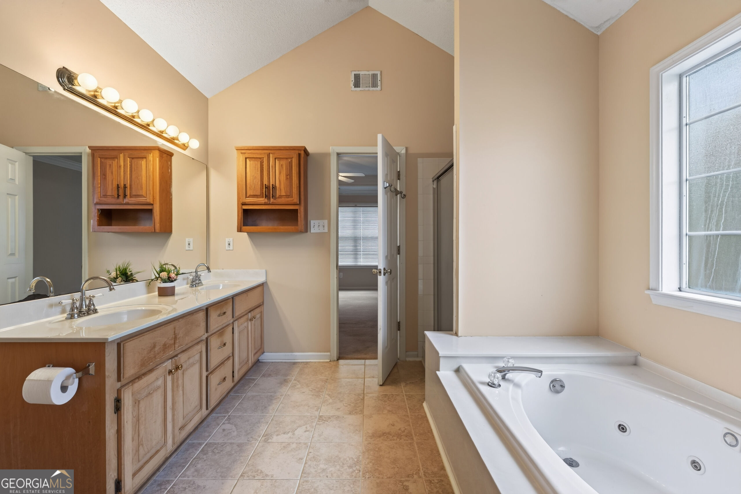 107 Ivey Court Property Photo 28