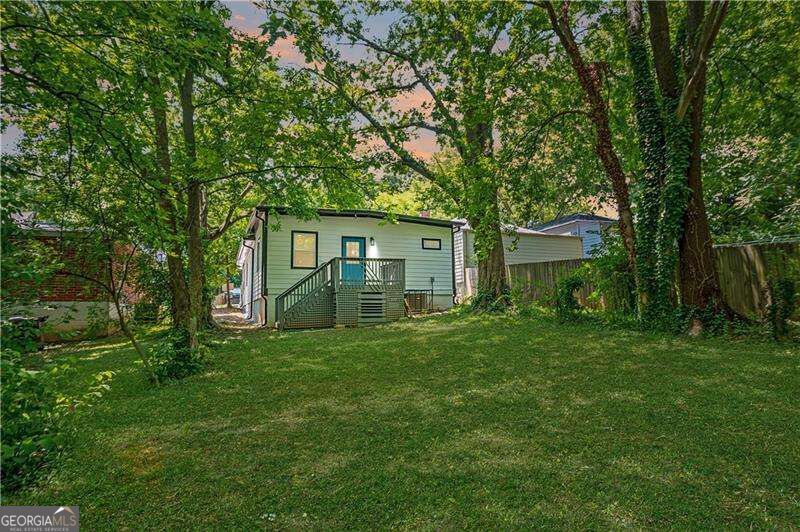 872 Beryl Street Sw Property Photo 8