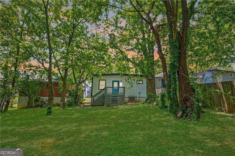 872 Beryl Street Sw Property Photo 23