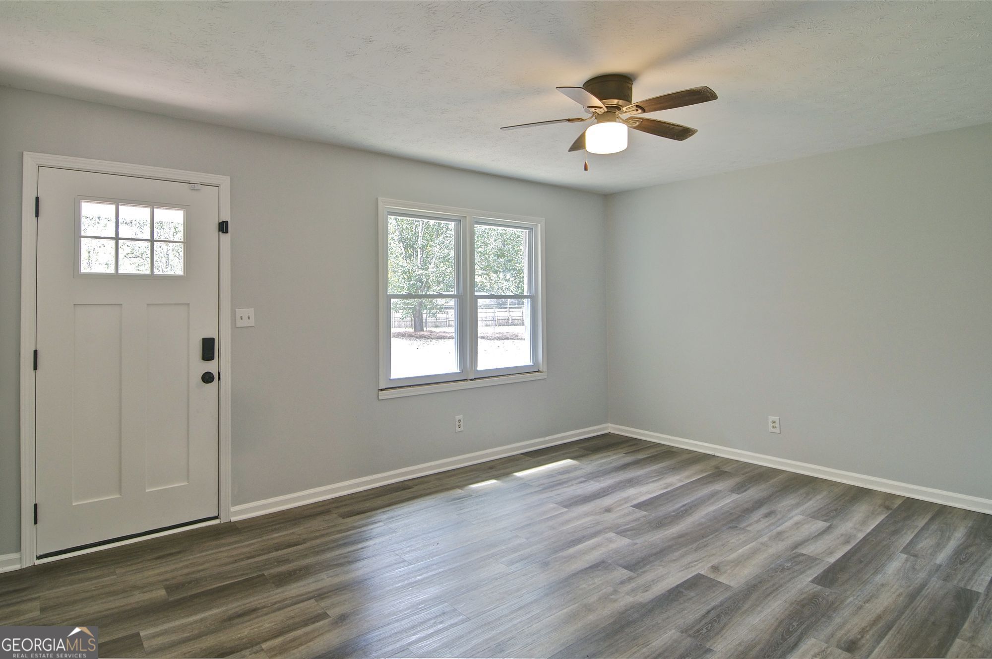 3939 Morris Circle Property Photo 2