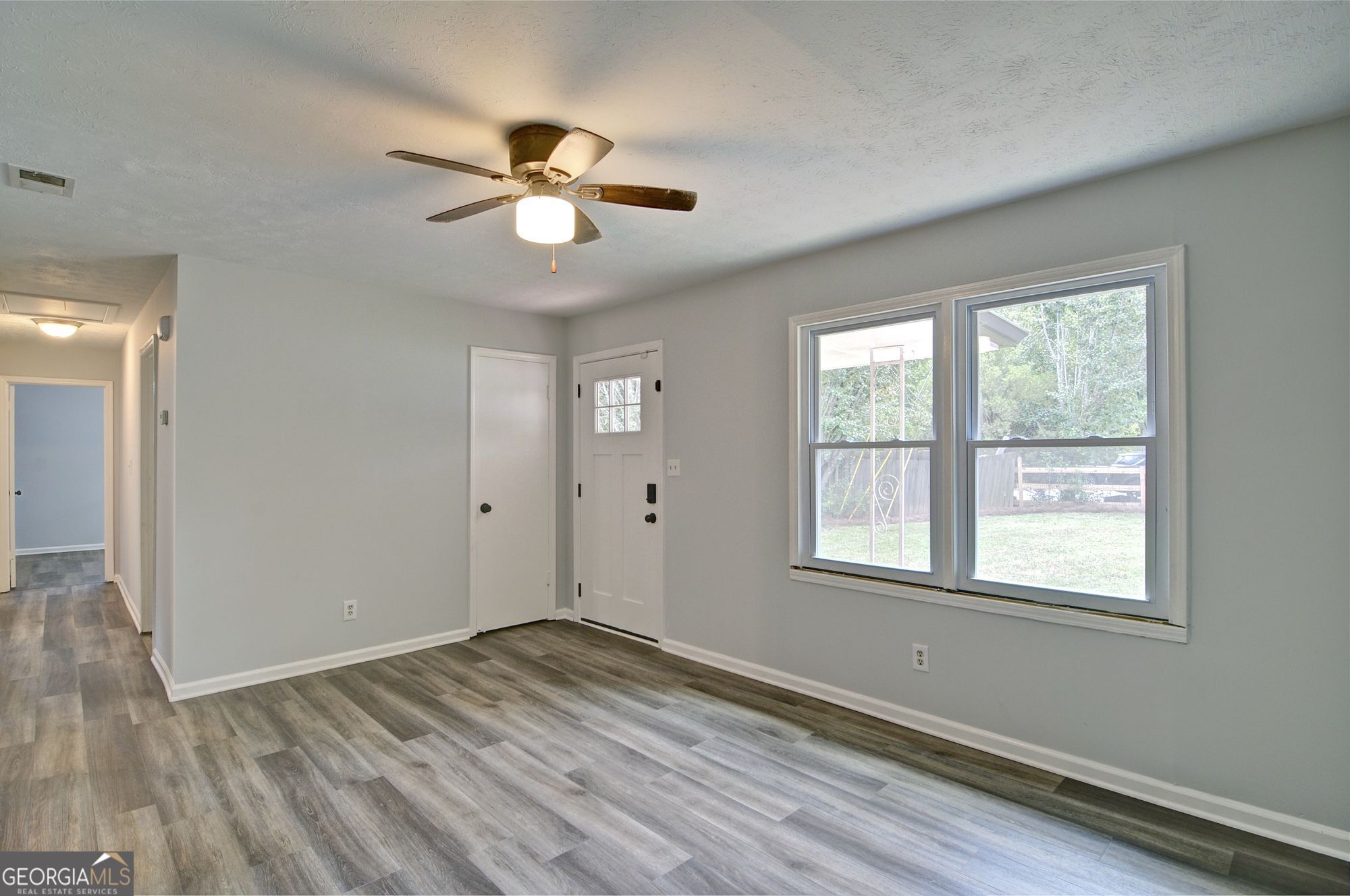 3939 Morris Circle Property Photo 3