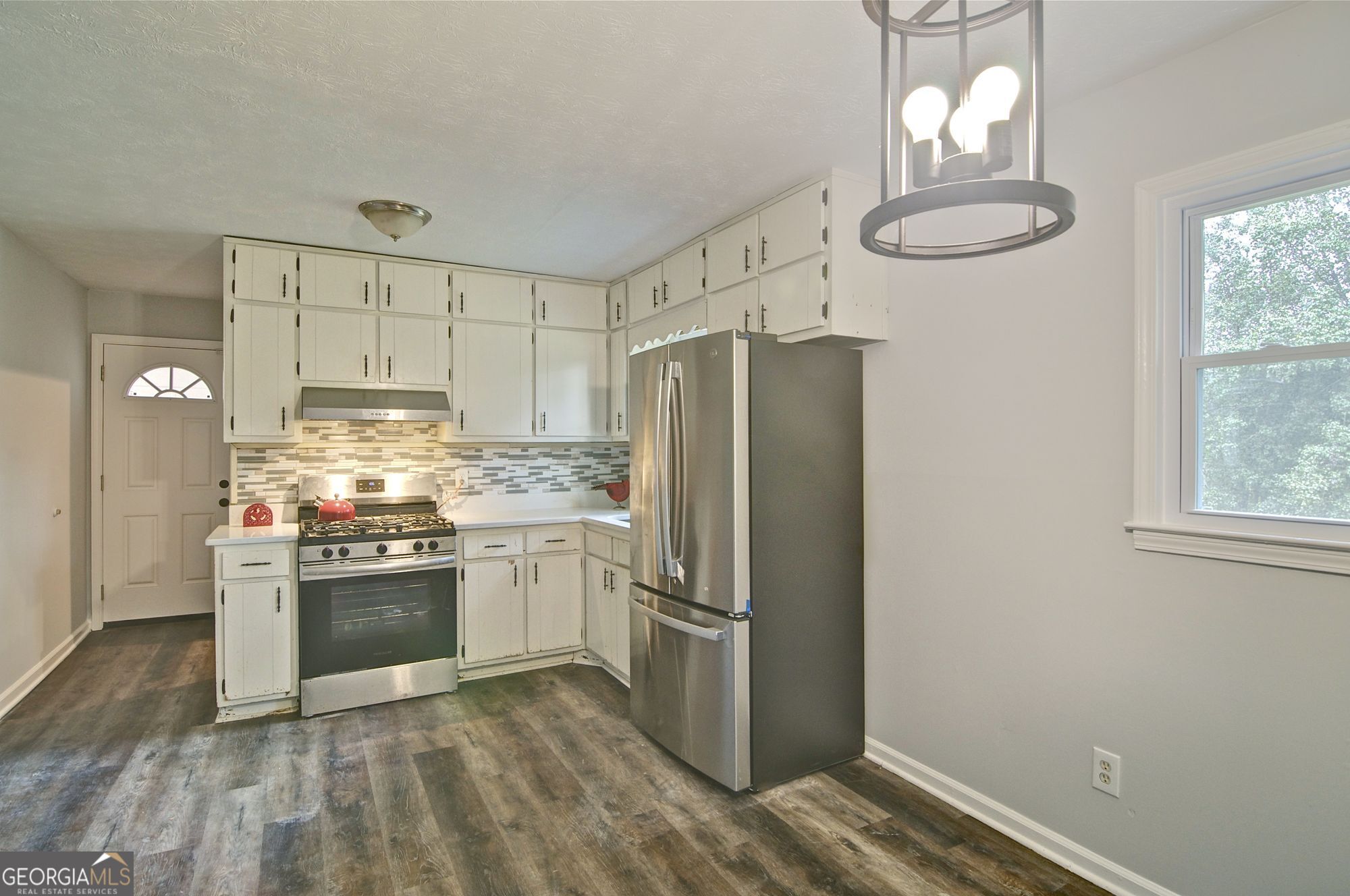 3939 Morris Circle Property Photo 6