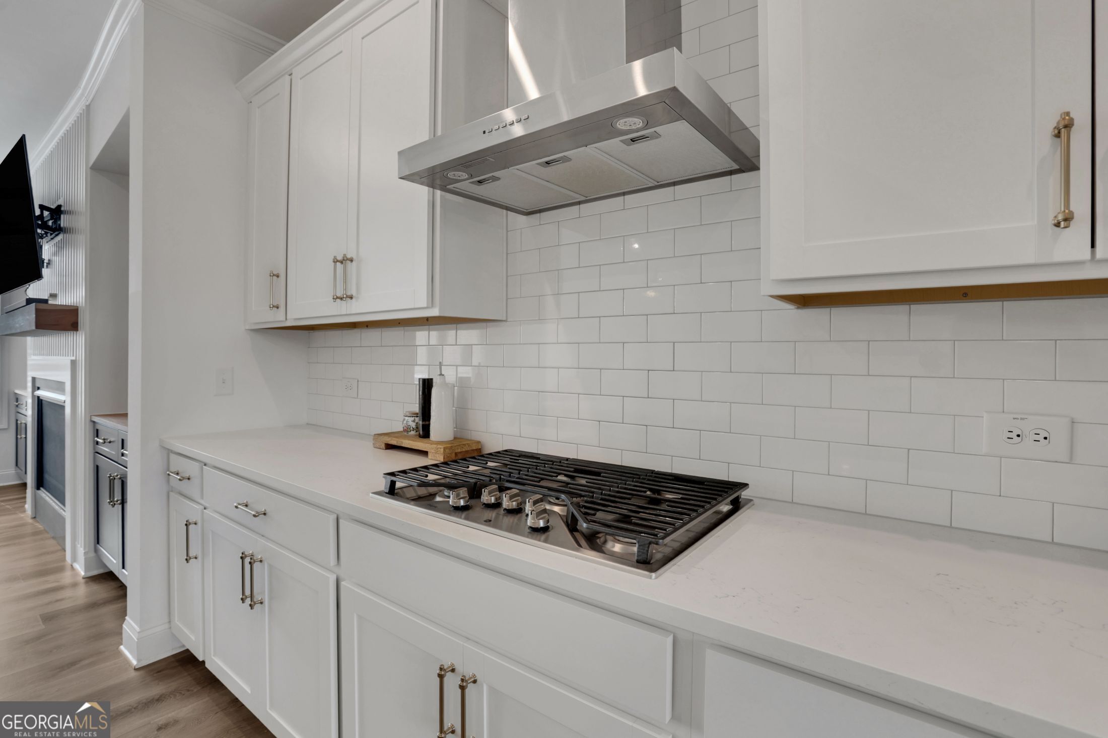 3410 Hardy Street Property Photo 9