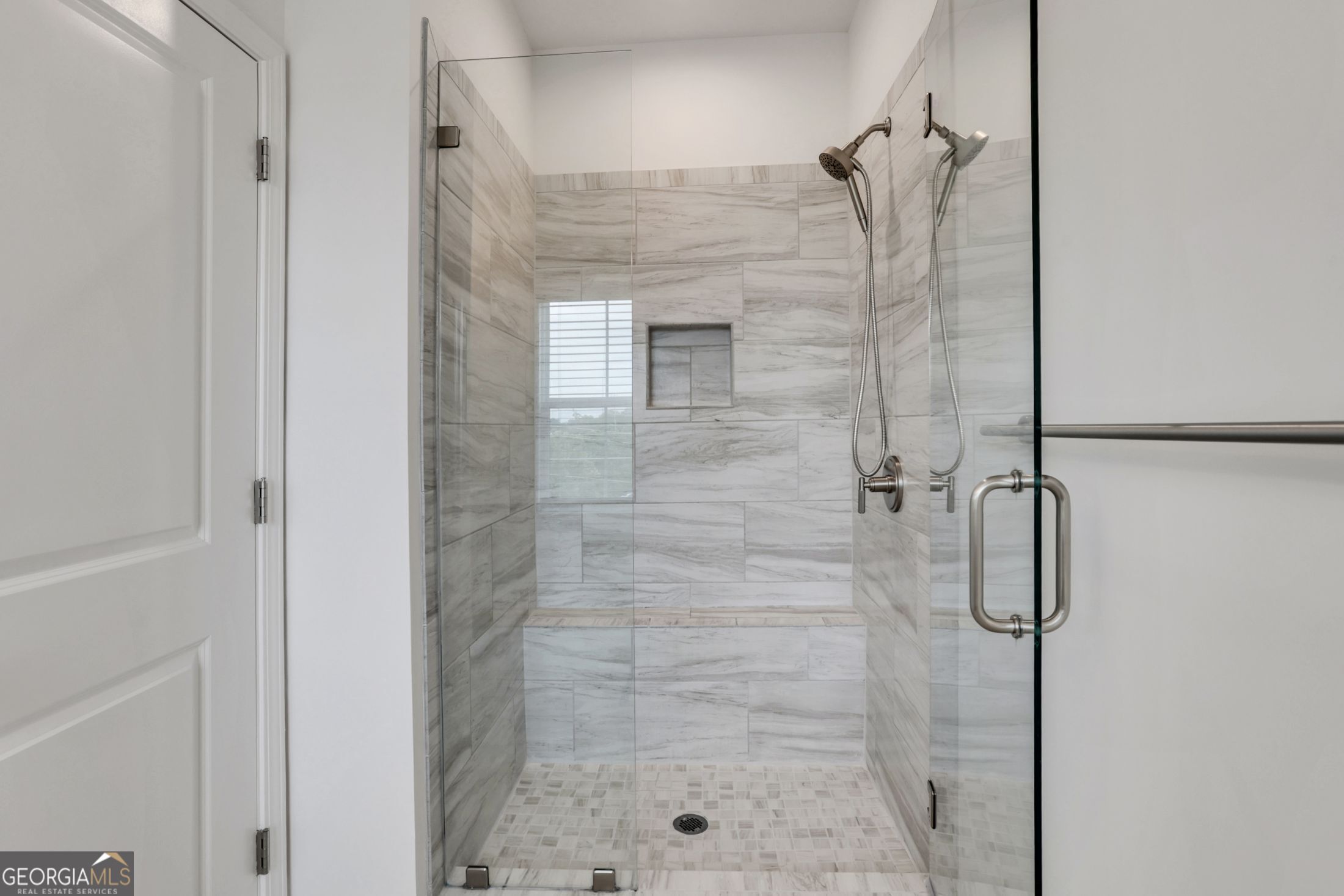 3410 Hardy Street Property Photo 26