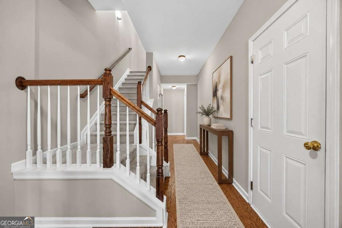 3614 Utoy Drive Sw Property Photo 3