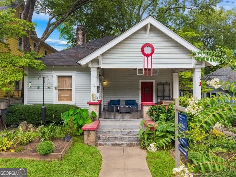 424 Euclid Terrace Ne Property Photo 1