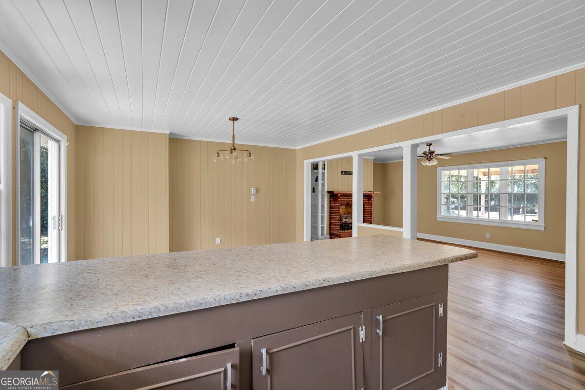 1102 N 3rd Street Property Photo 12
