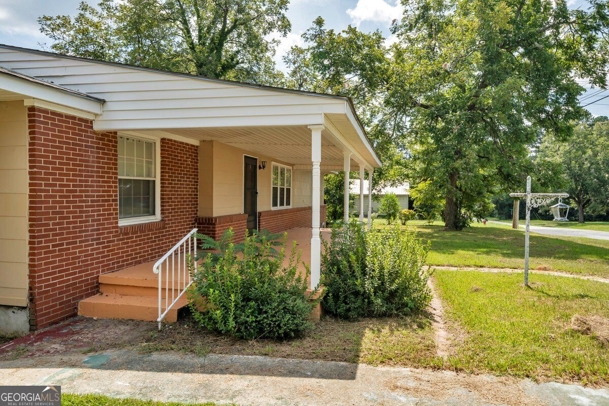 1102 N 3rd Street Property Photo 47
