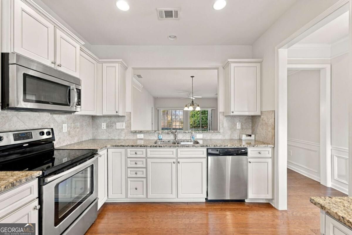 6235 Ivy Stone Way Property Photo 12