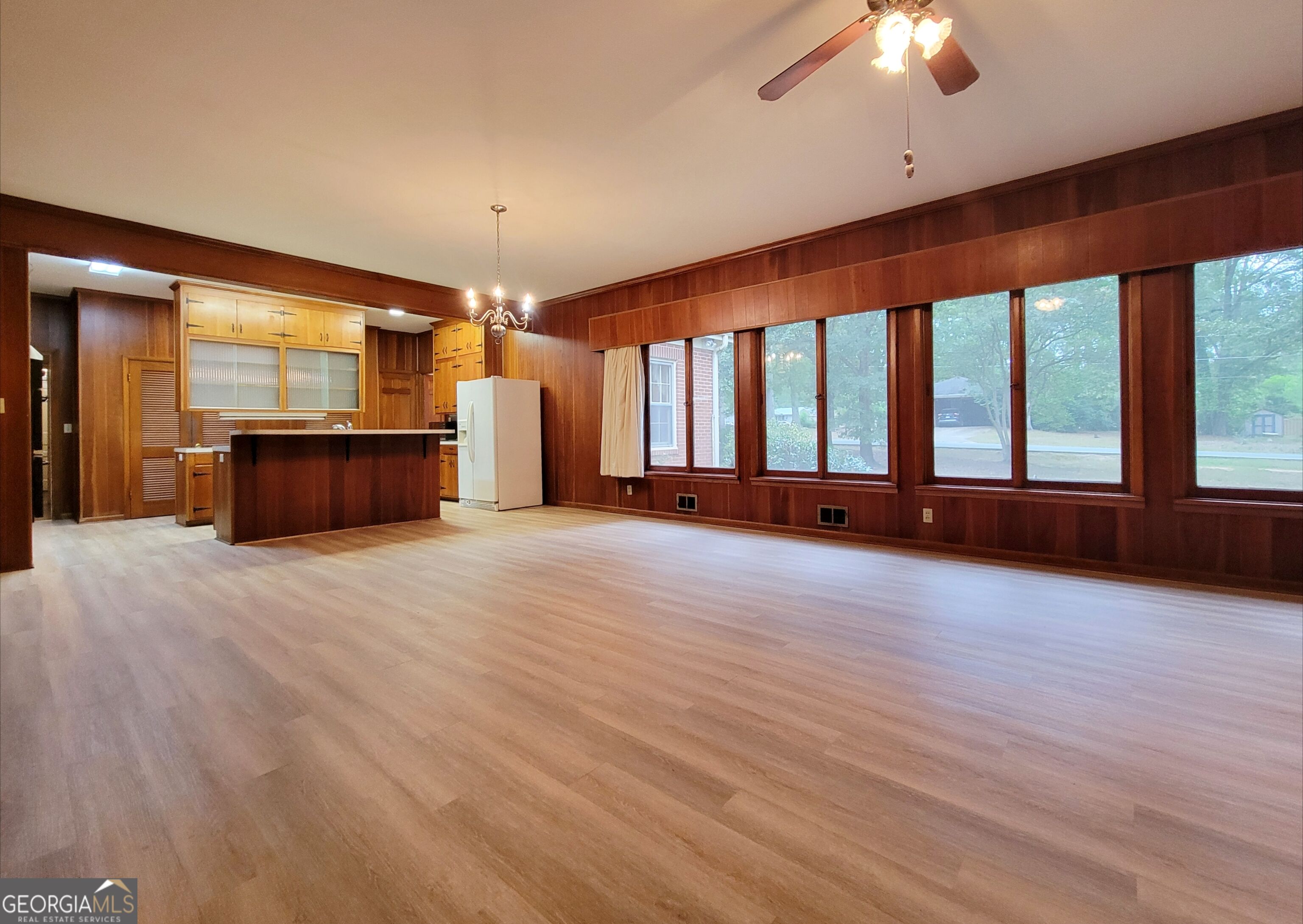 73 W Wright Street Property Photo 17