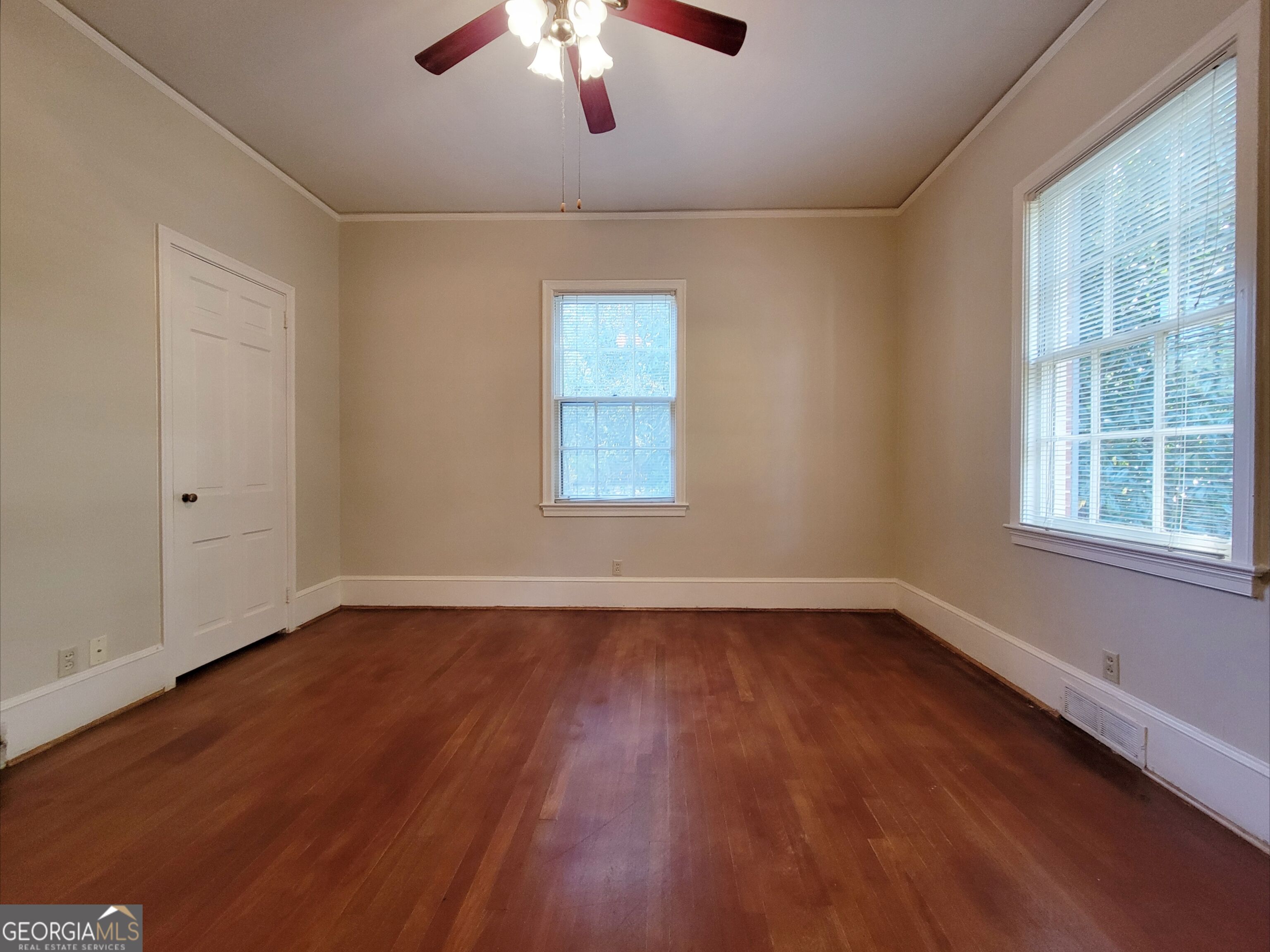 73 W Wright Street Property Photo 22