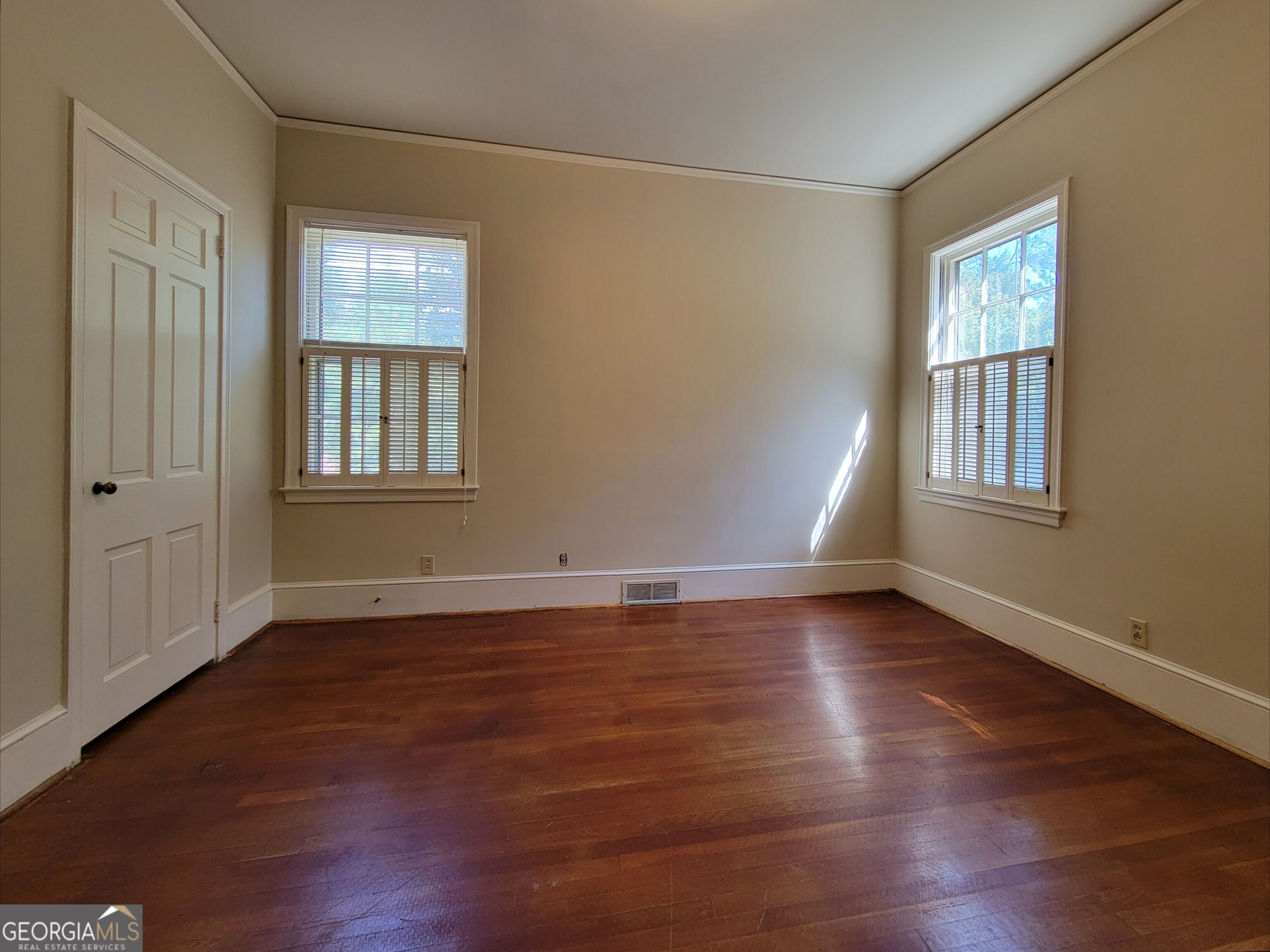 73 W Wright Street Property Photo 23