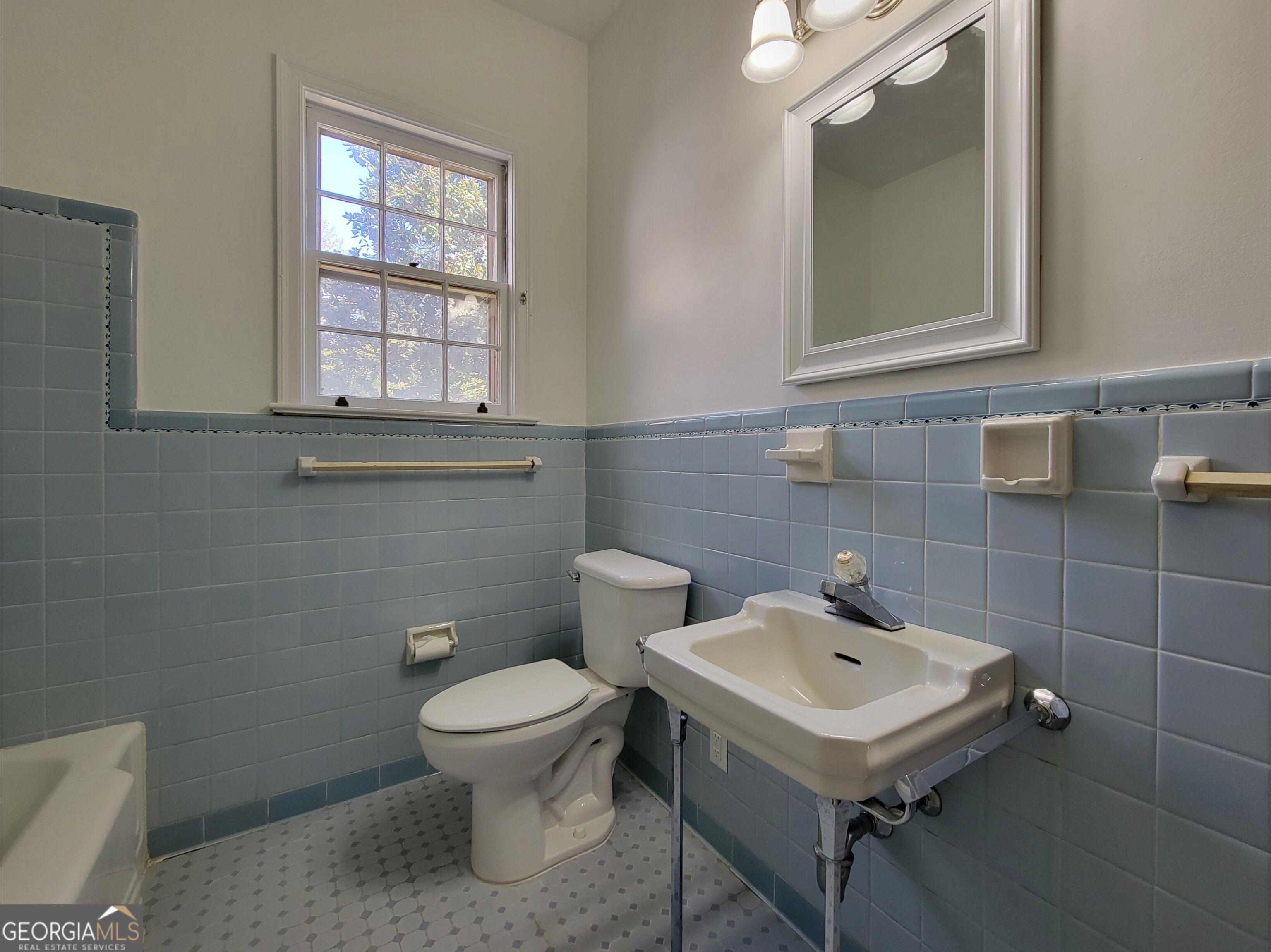73 W Wright Street Property Photo 25