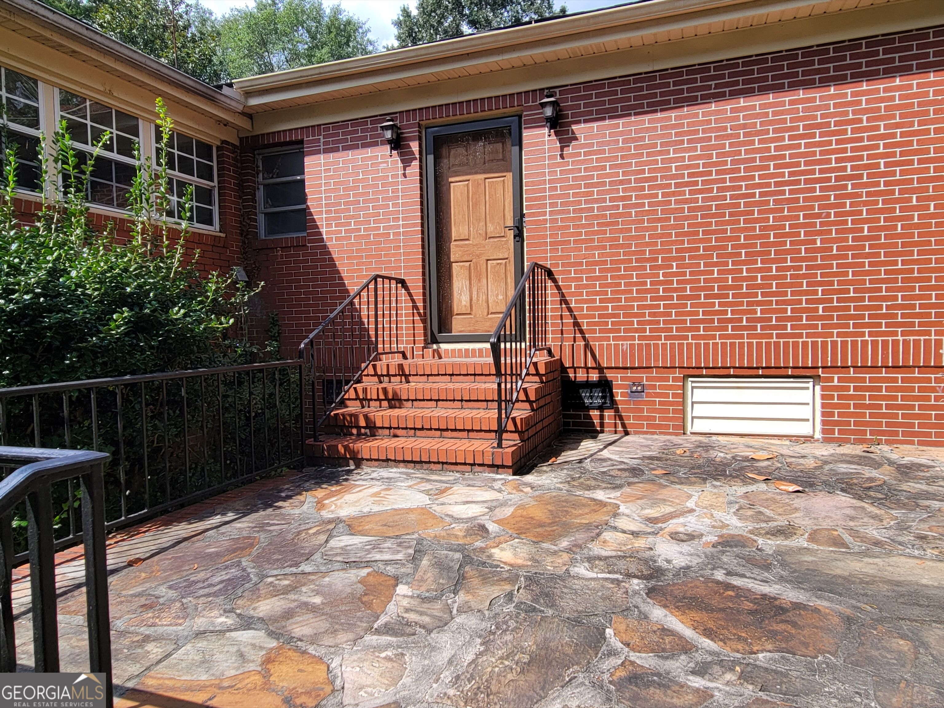 73 W Wright Street Property Photo 36