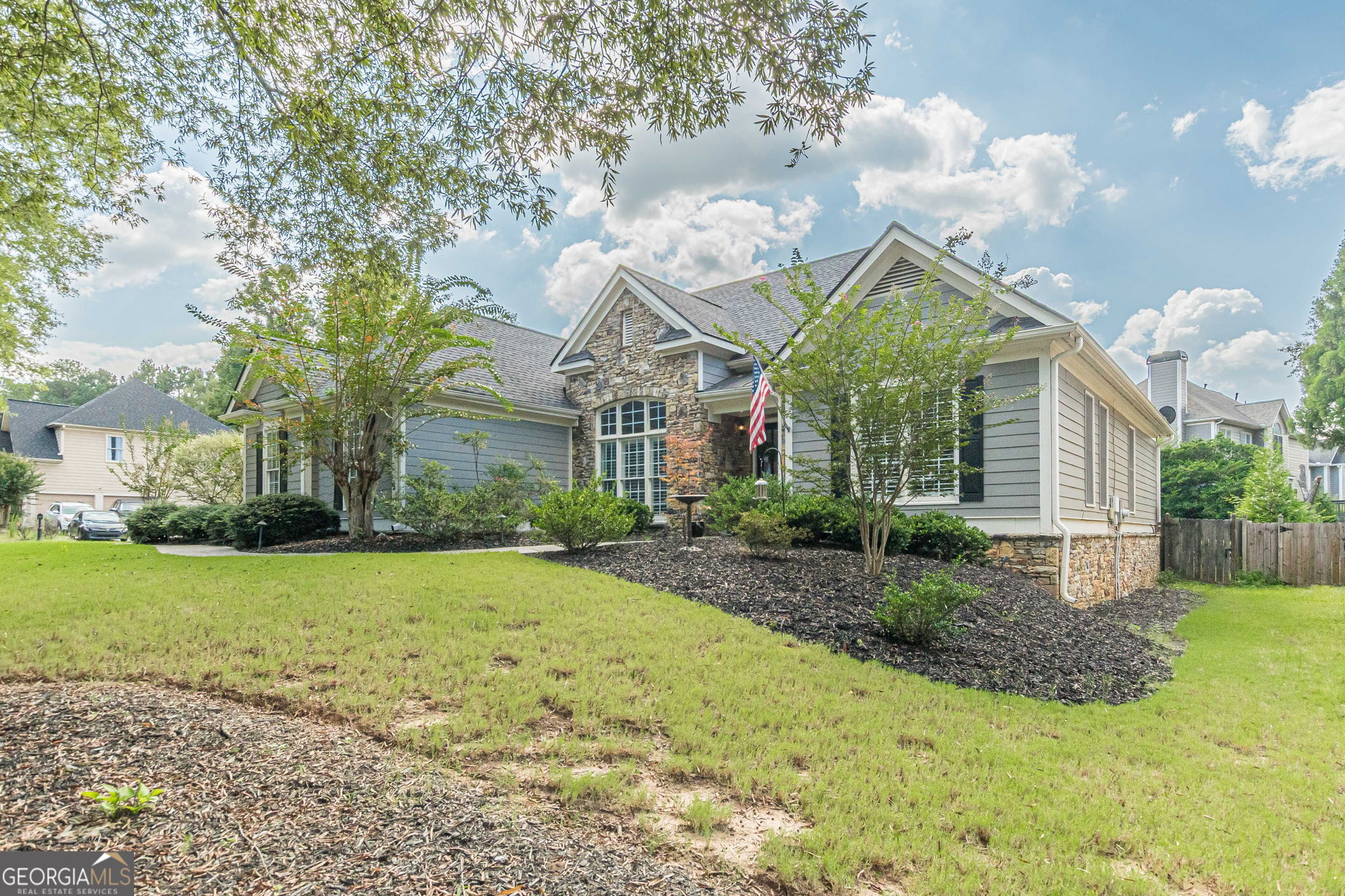 22 Riverwood Glen Property Photo 5