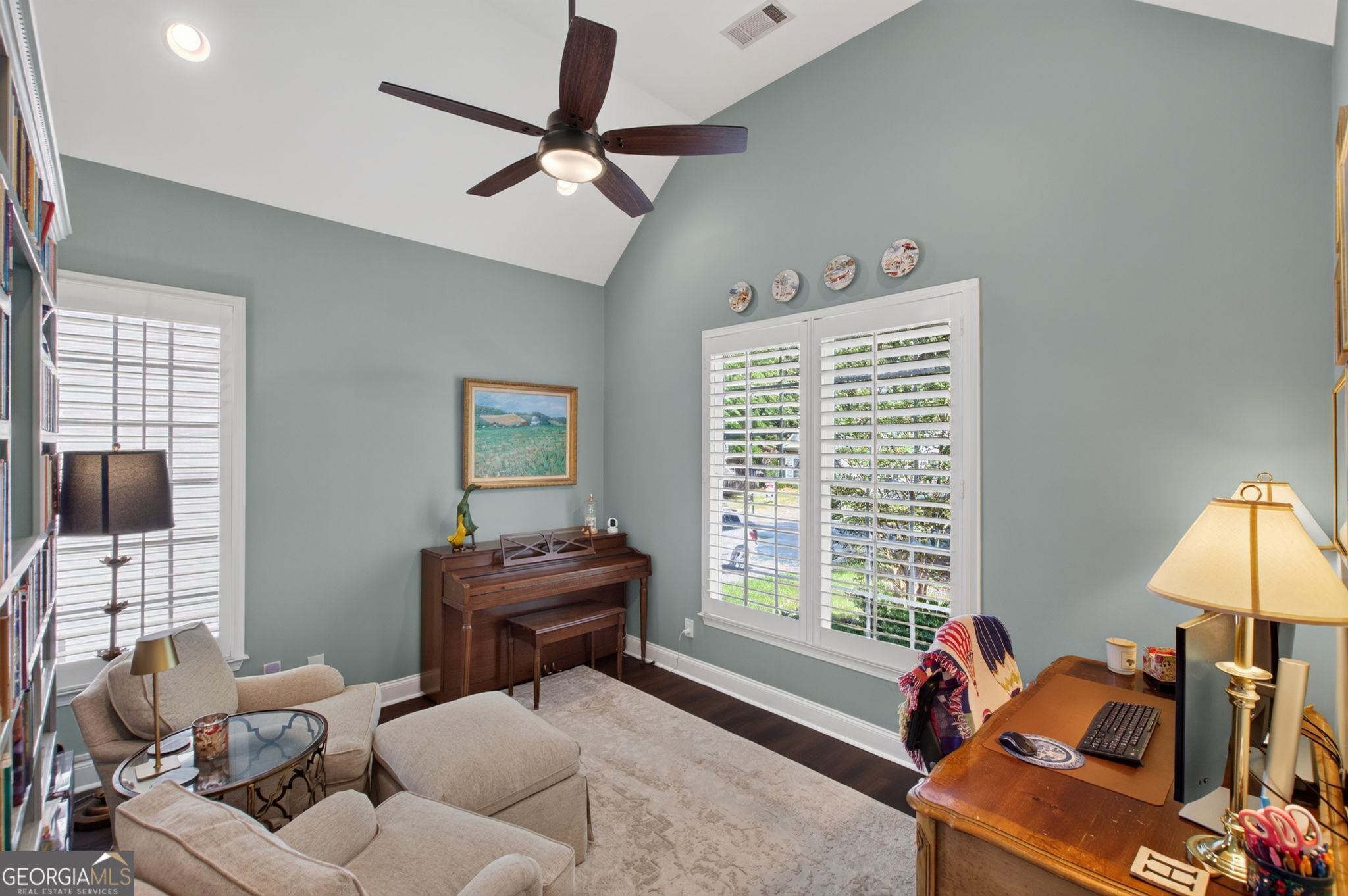 22 Riverwood Glen Property Photo 16