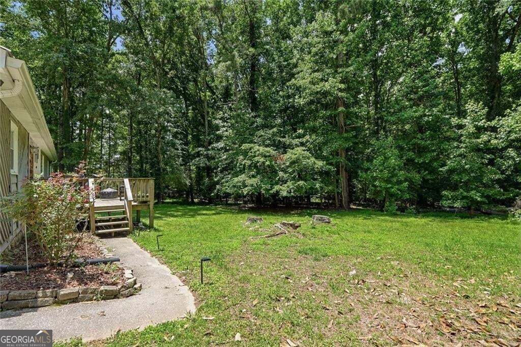 40 Oak Hill Drive Property Photo 3