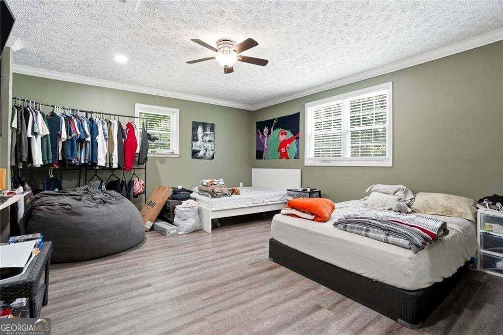 40 Oak Hill Drive Property Photo 16