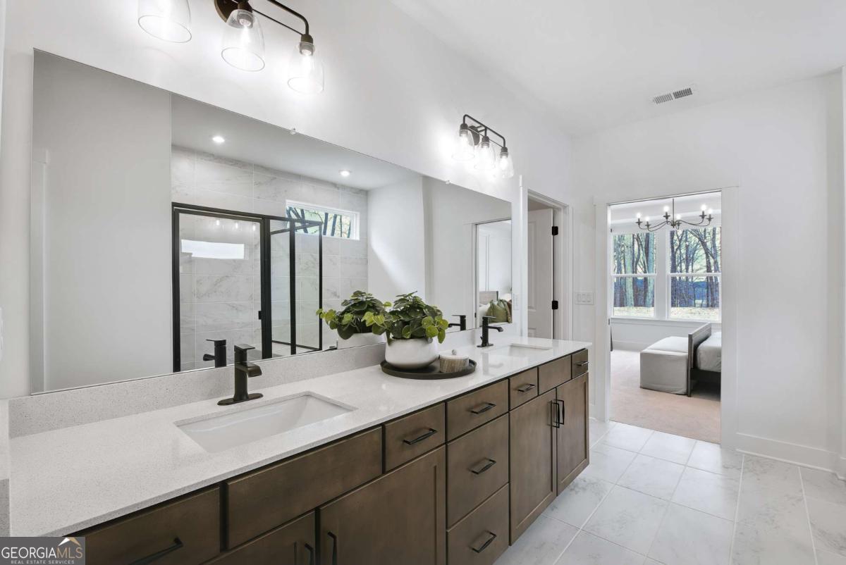 1004 Inlet Court Property Photo 11