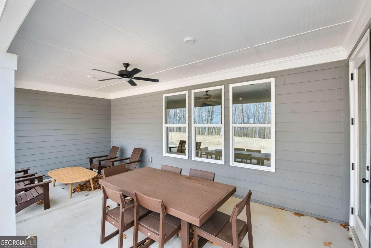 1004 Inlet Court Property Photo 18