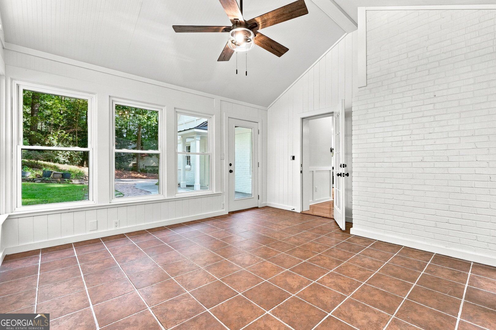 1761 E Gate Drive Property Photo 30