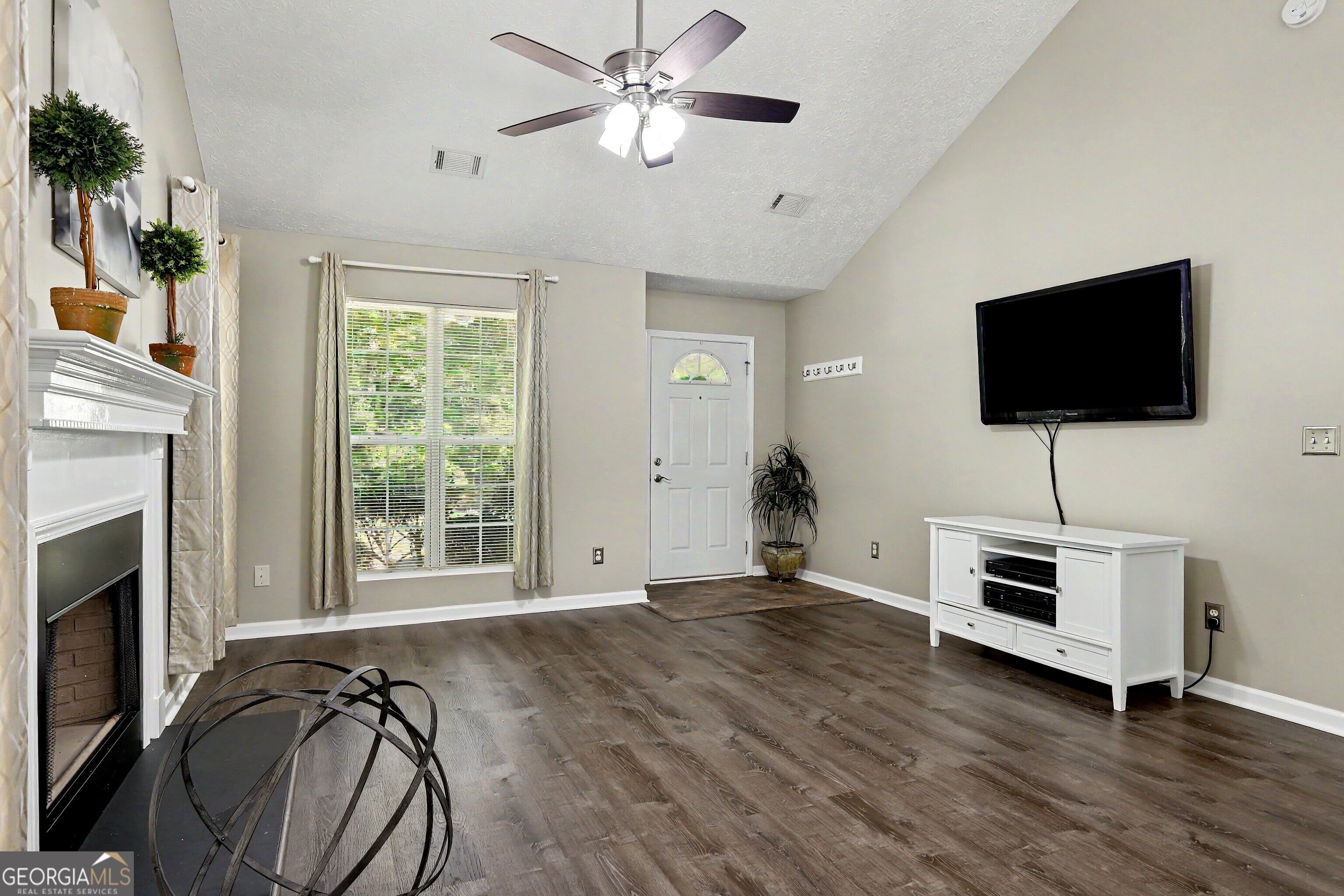 33 Tanager Court Property Photo 10
