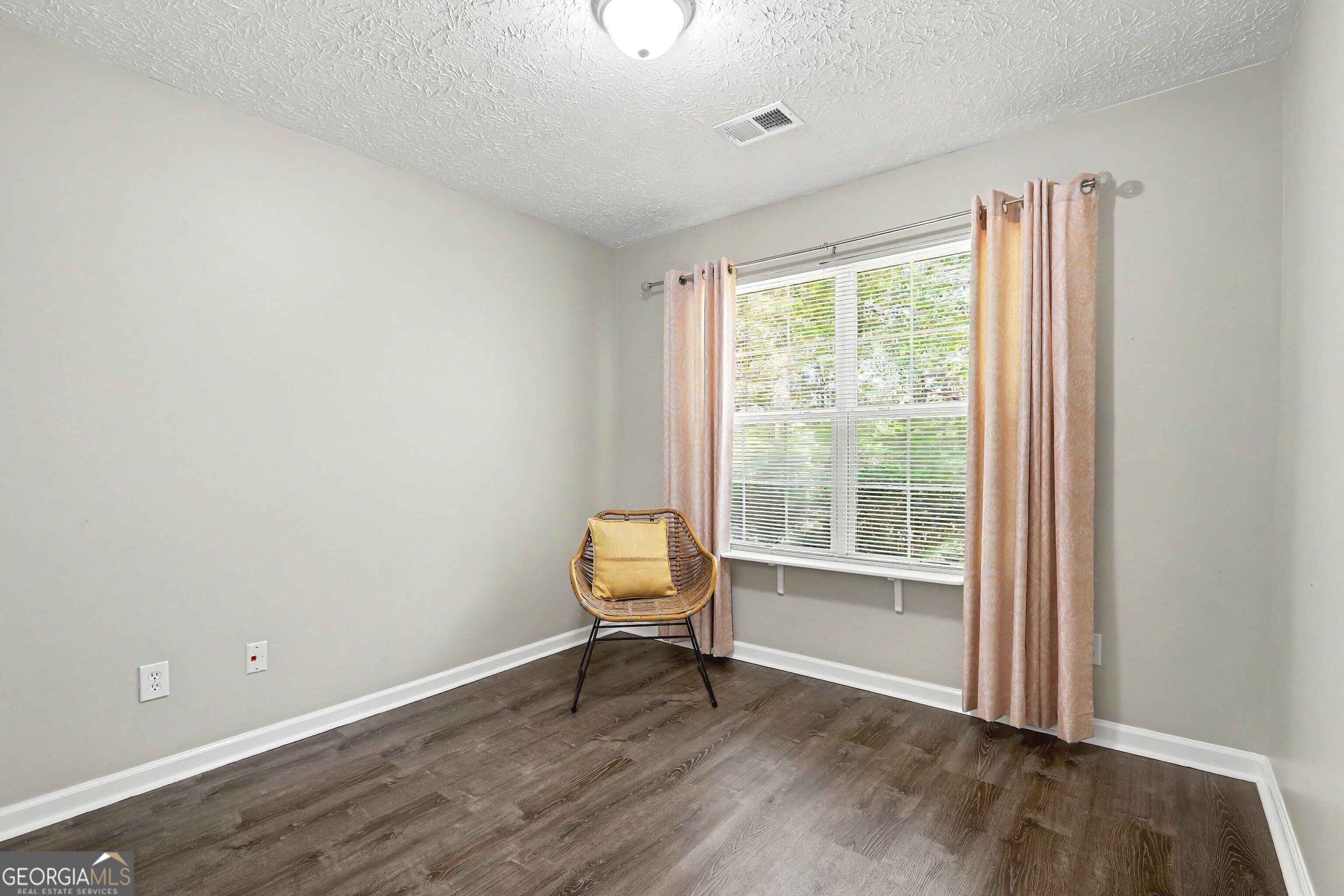 33 Tanager Court Property Photo 17