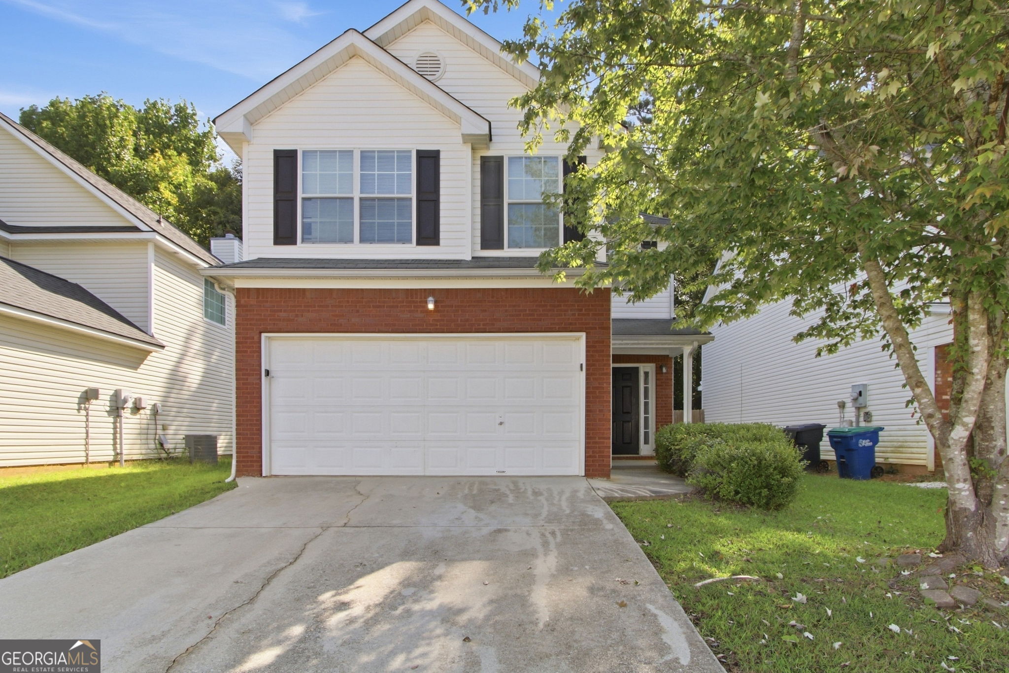 2429 Wood Bend Lane Property Photo 1