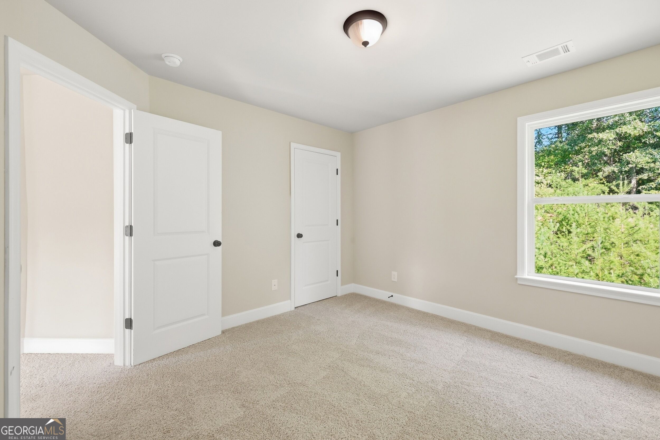 275 Huntington Manor Court # 18 Property Photo 24