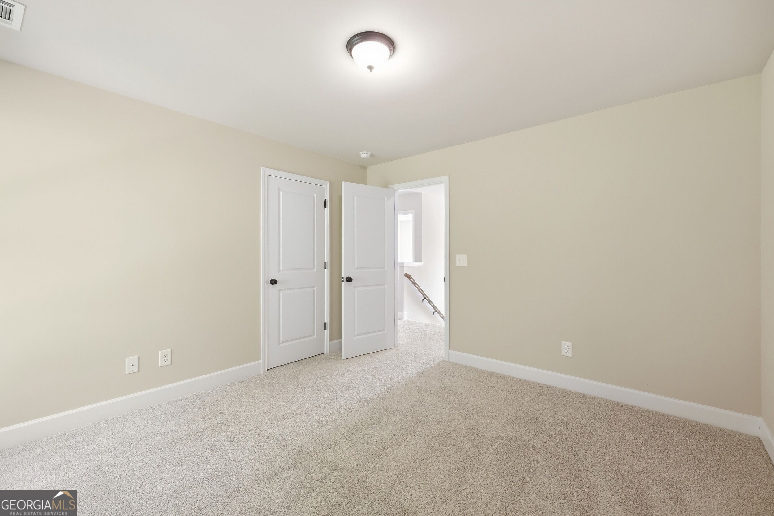 275 Huntington Manor Court # 18 Property Photo 28