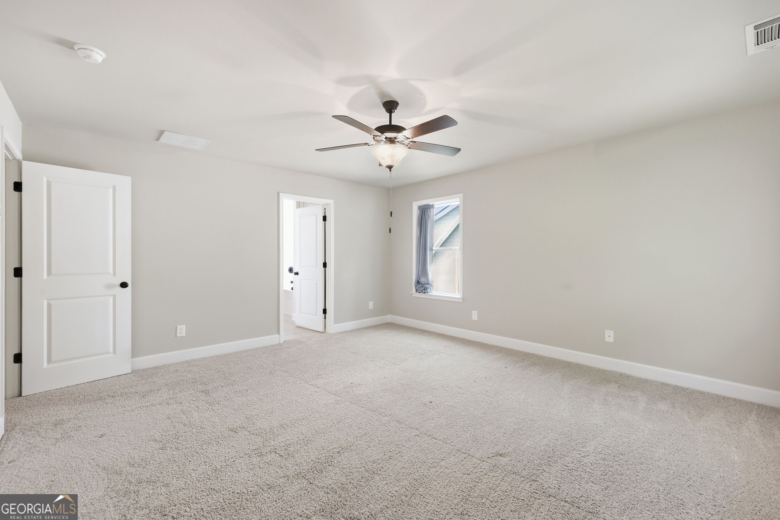 275 Huntington Manor Court # 18 Property Photo 30