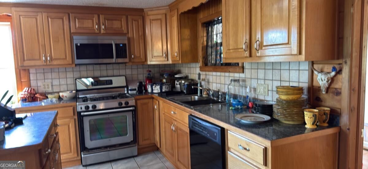 75 Fairhaven Lane Property Photo 10