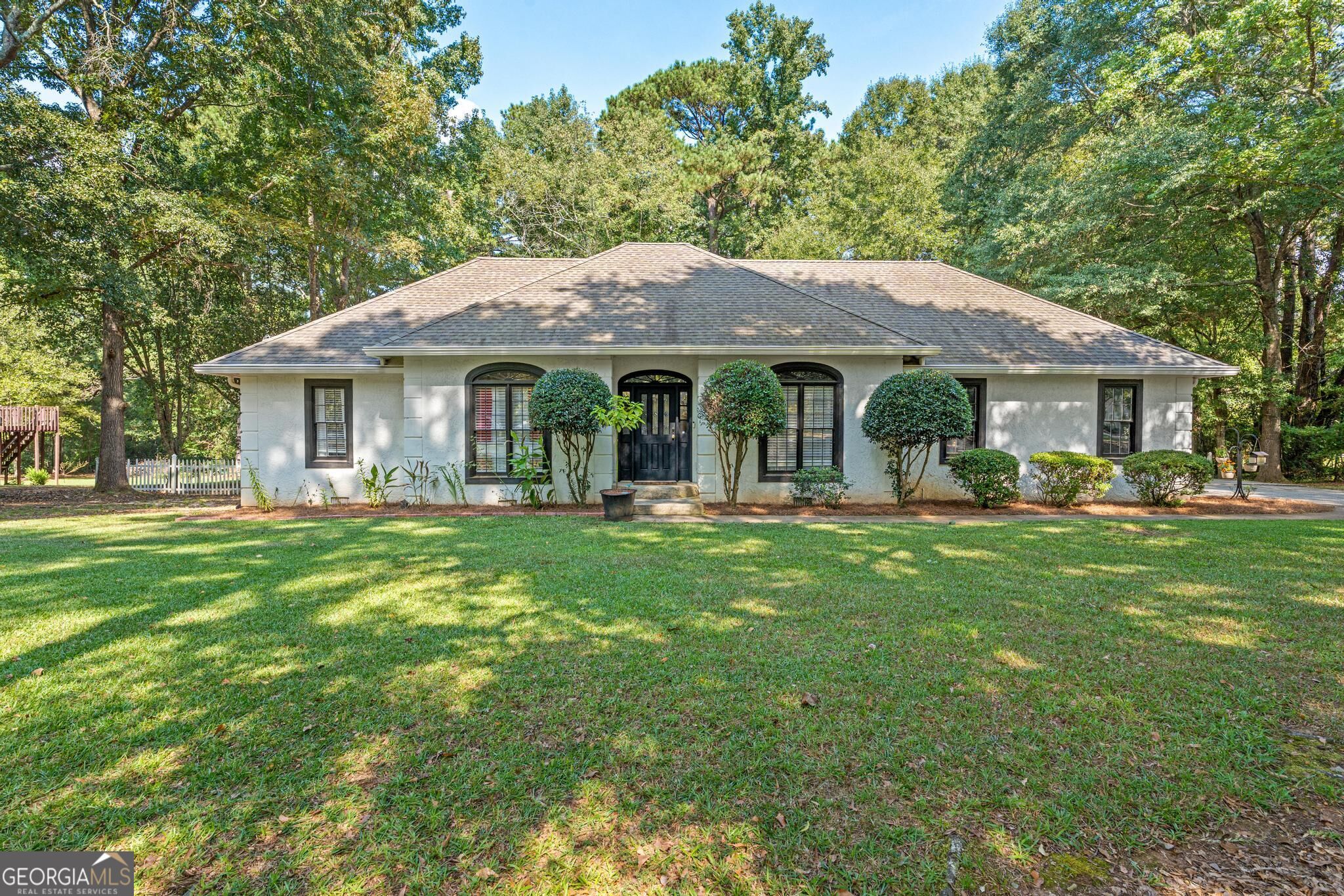 215 Clearview Circle Property Photo 37
