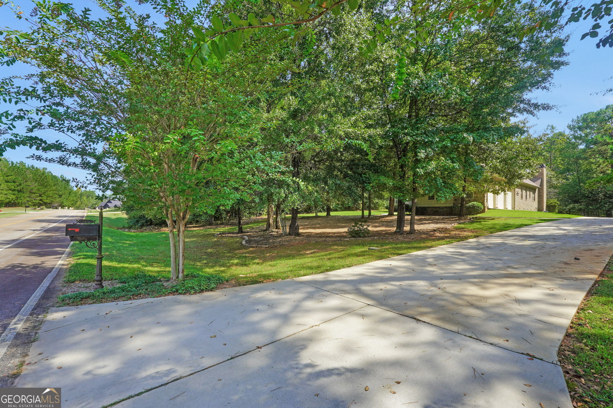 505 Crescent Drive Property Photo 9