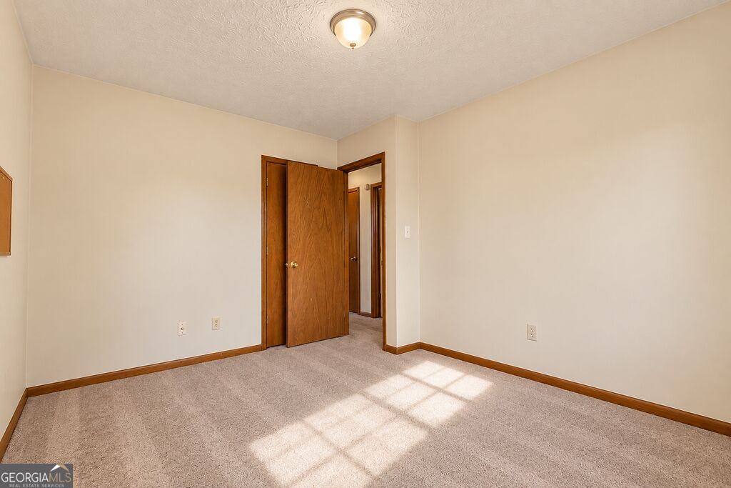 10436 Tara Pointe Drive Property Photo 9