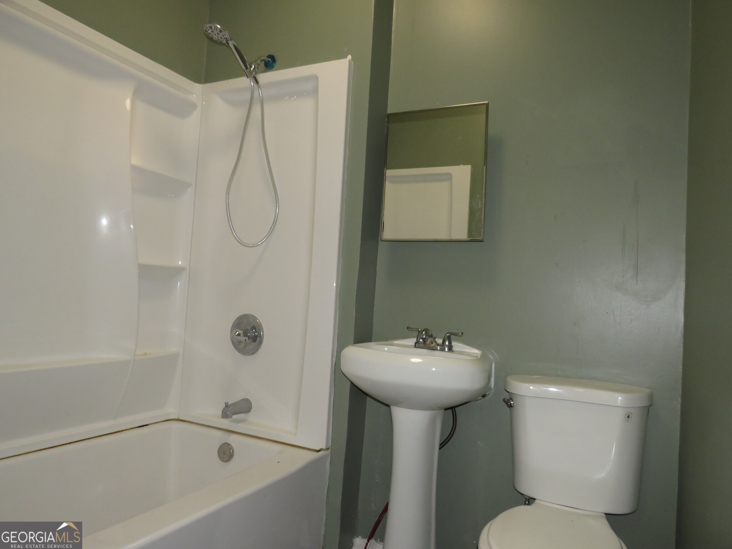 574 Lane Street Property Photo 10