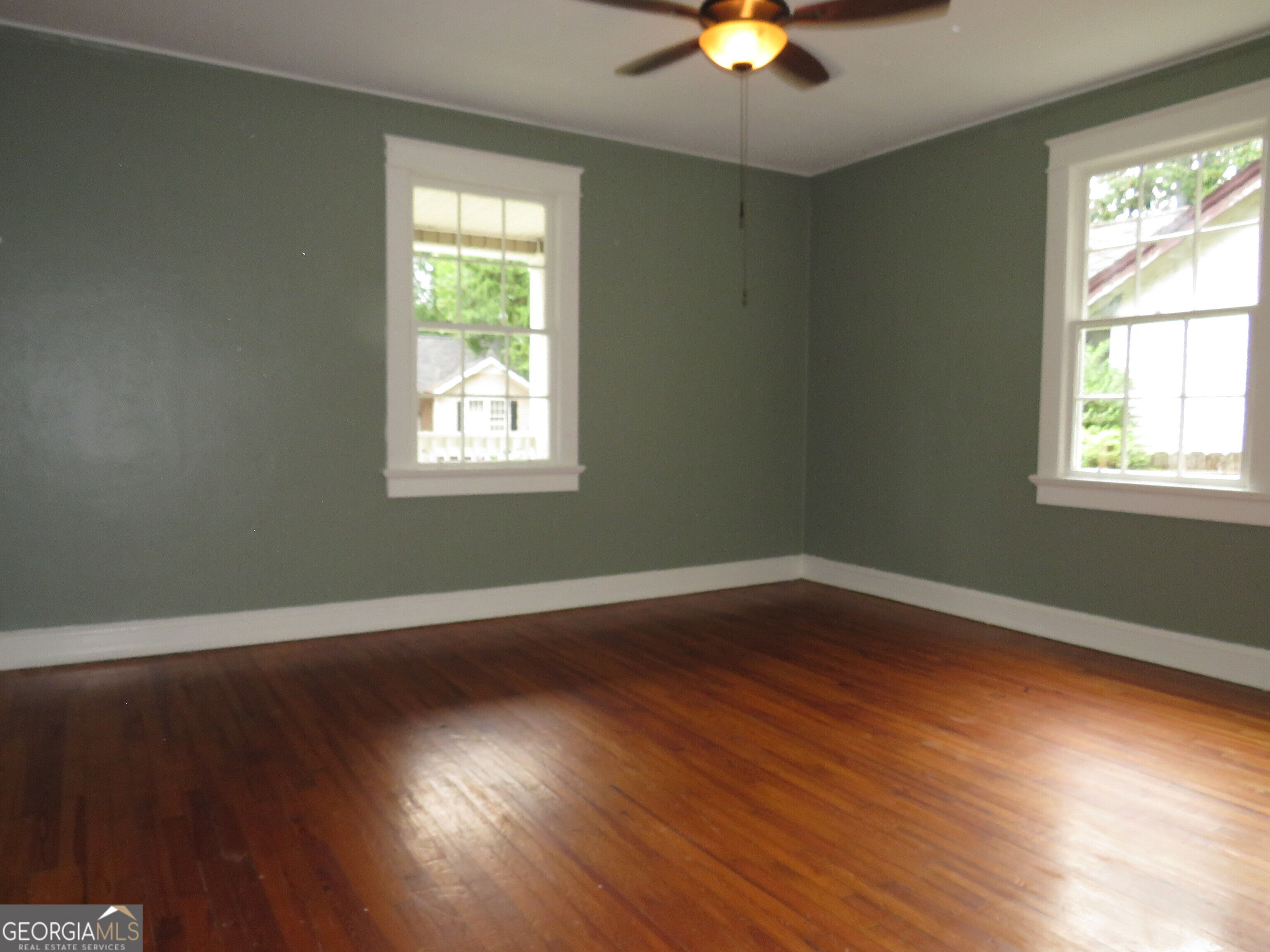 574 Lane Street Property Photo 14