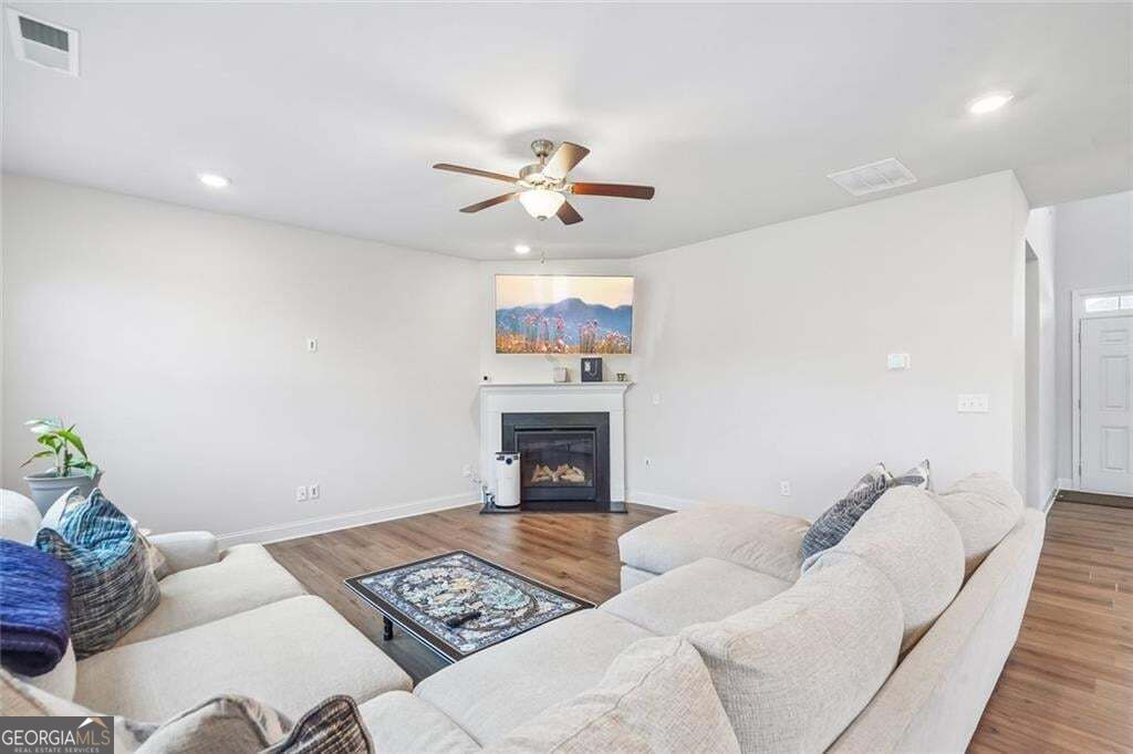 217 Blue Iris Court Property Photo 7